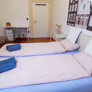 Living Vegova-with Parking Apartment Ljubljana